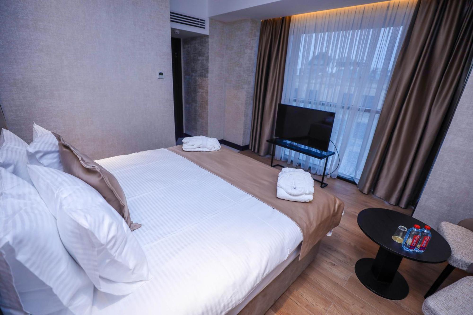 Arium Hotel Baku Exterior foto